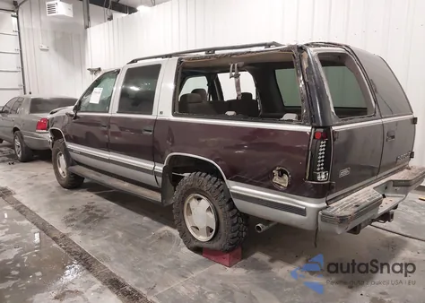 1996 Chevrolet Suburban K1500 from USA, damaged, VIN 1GNFK16R7TJ421624